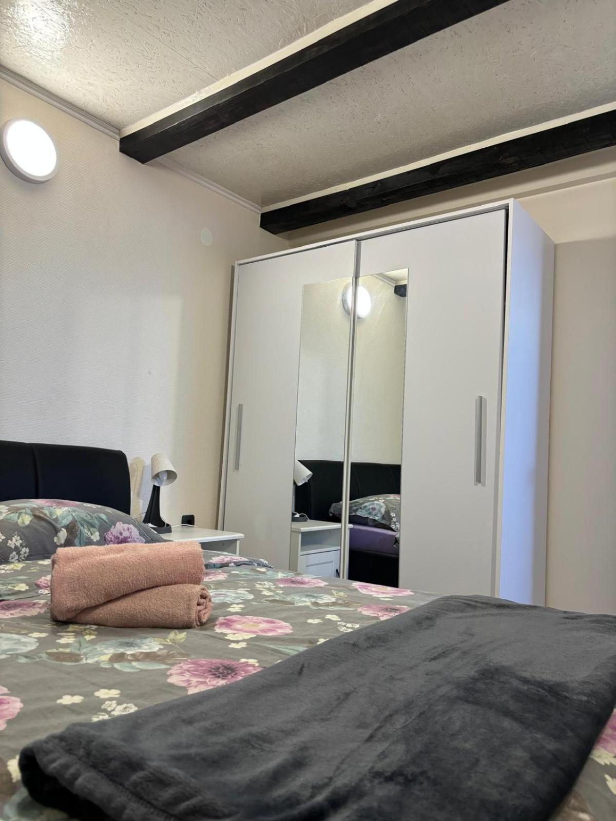 Apartmani Bosnjak 스타리그라드 파클레니차 객실 사진